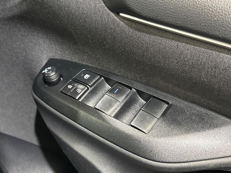 Used Toyota Yaris 2022 for sale - 77176232: Photo 17