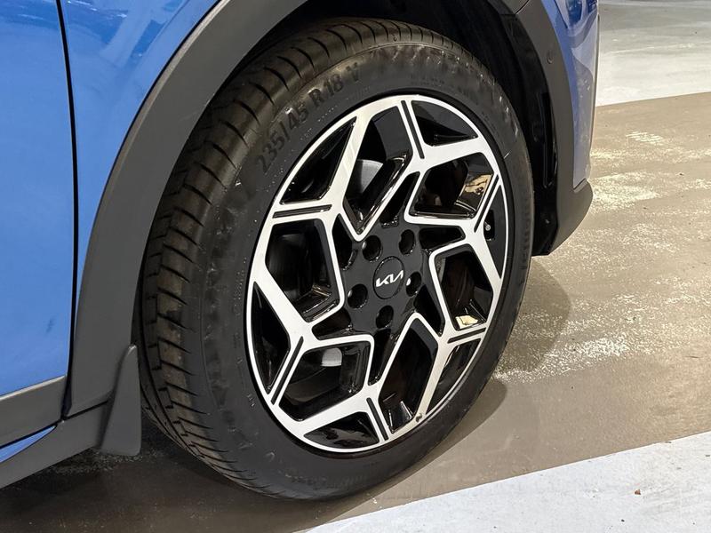 Used Kia XCeed 2023 for sale - 76126463: Photo 4