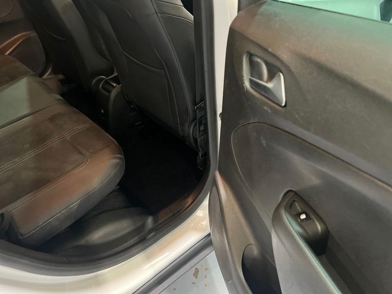 Used Vauxhall Crossland 2022 for sale - 76791442: Photo 16