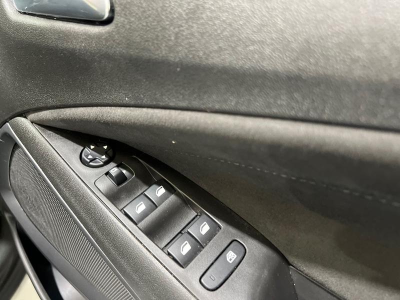 Used Vauxhall Crossland 2022 for sale - 76791442: Photo 17