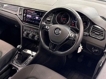 Used Volkswagen Golf SV 2019 for sale - 79264310: Photo