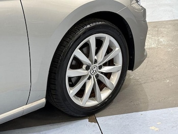 Used Volkswagen Golf SV 2019 for sale - 79264310: Photo