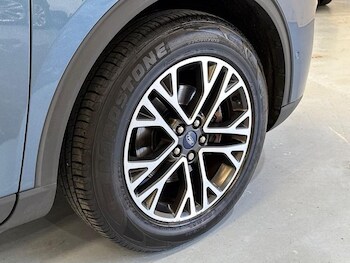 Used Ford Kuga 2021 for sale - 76046599: Photo 4