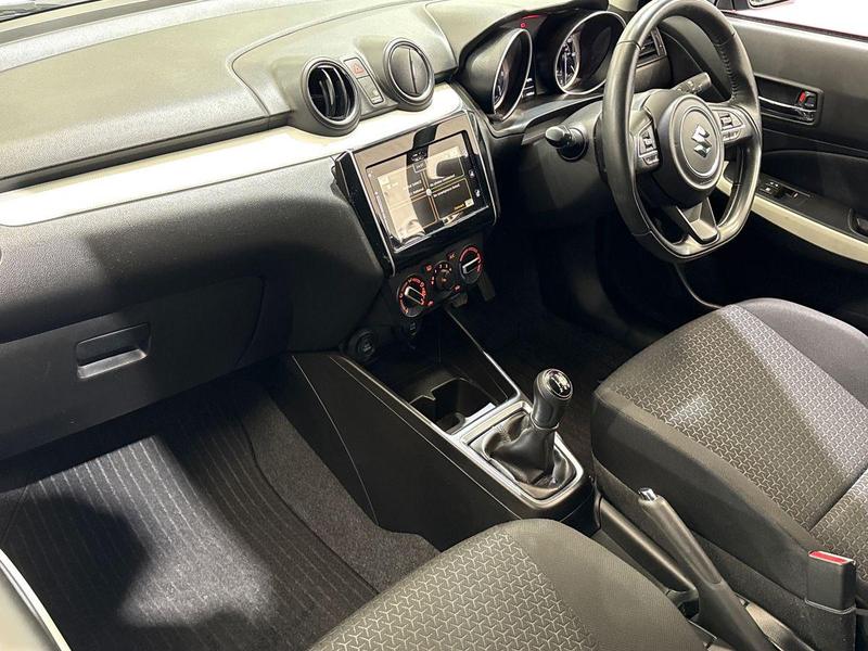 Used Suzuki Swift 2022 for sale - 76184362: Photo 11