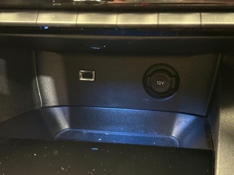 Used Peugeot 3008 2022 for sale - 75752002: Photo 23