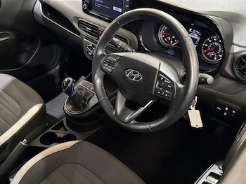 Used Hyundai i10 2022 for sale - 76791444: Photo