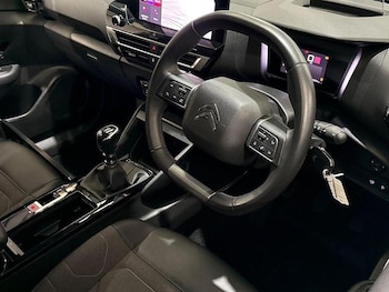 Used Citroen C4 2023 for sale - 77493494: Photo