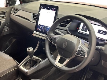 Used Renault Captur 2025 for sale - 79556809: Photo