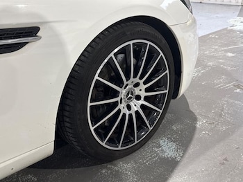 Used Mercedes-Benz SLC 2017 for sale - 77088152: Photo