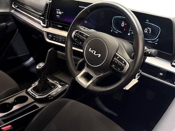 Used Kia Sportage 2025 for sale - 78757580: Photo