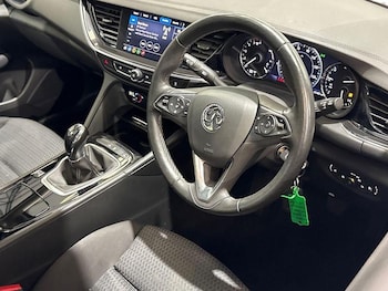 Used Vauxhall Insignia 2022 for sale - 76046607: Photo