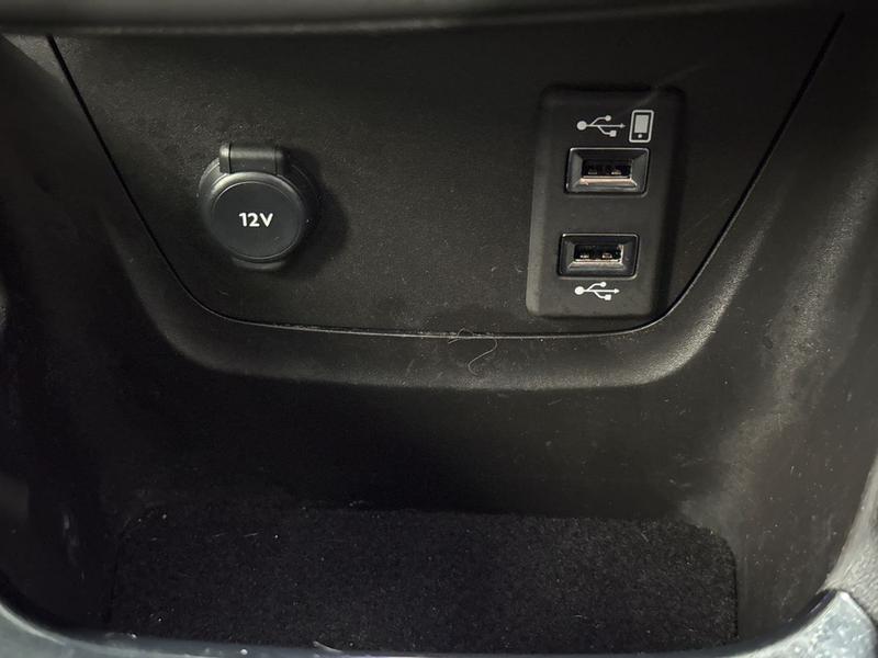 Used Vauxhall Crossland 2024 for sale - 76662641: Photo 24