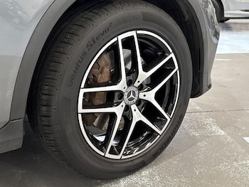 Used Mercedes-Benz GLC 2018 for sale - 75361376: Photo