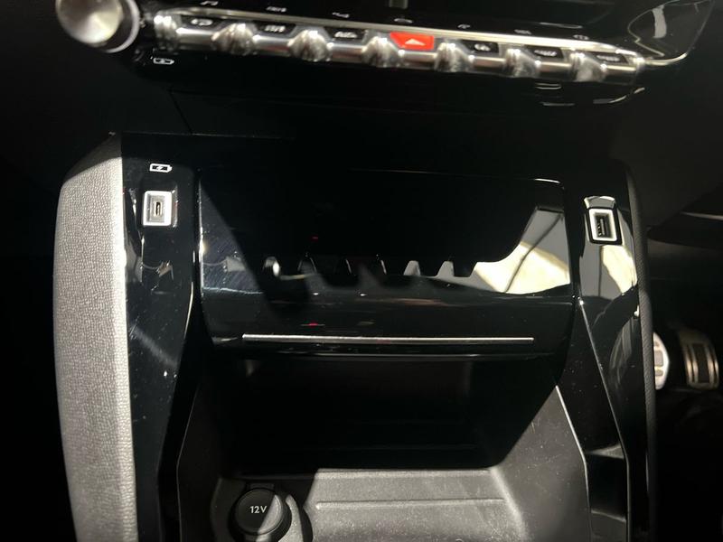 Used Peugeot 208 2022 for sale - 76415936: Photo 27