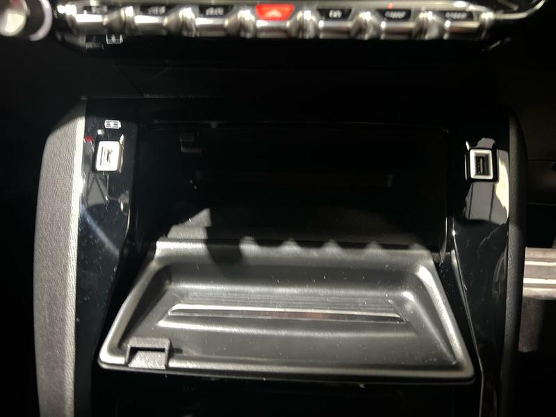 Used Peugeot 208 2022 for sale - 76415936: Photo 28