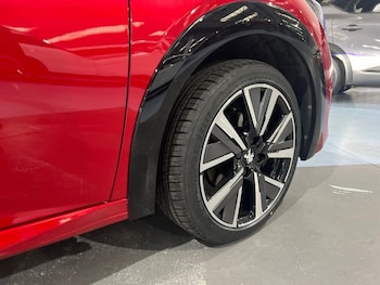 Used Peugeot 208 2022 for sale - 76415936: Photo