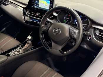 Used Toyota C-HR 2021 for sale - 74314447: Photo