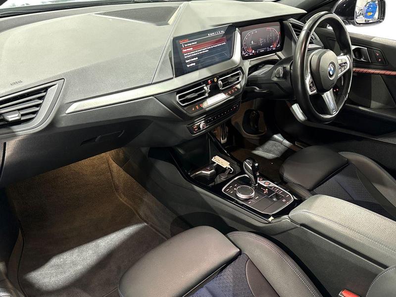 Used BMW 1 Series 2024 for sale - 76415935: Photo 11