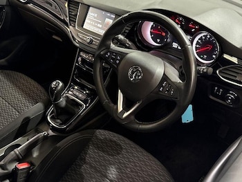 Used Vauxhall Astra 2018 for sale - 76887956: Photo
