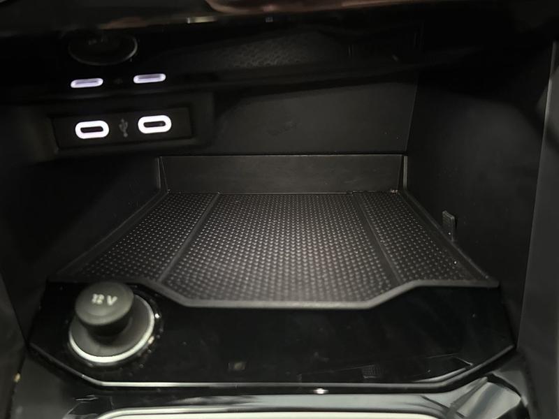 Used Volkswagen T-Roc 2021 for sale - 77785423: Photo 23