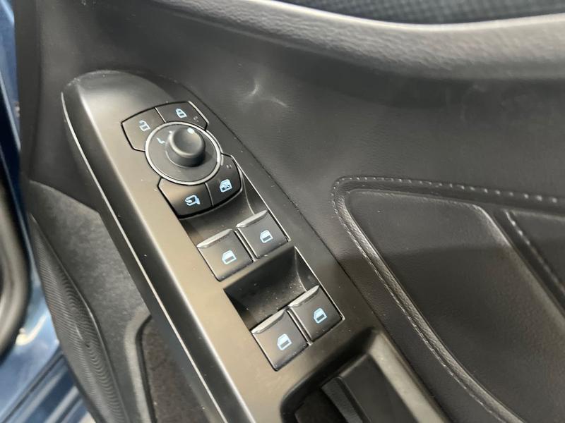 Used Ford Focus 2023 for sale - 76670113: Photo 17