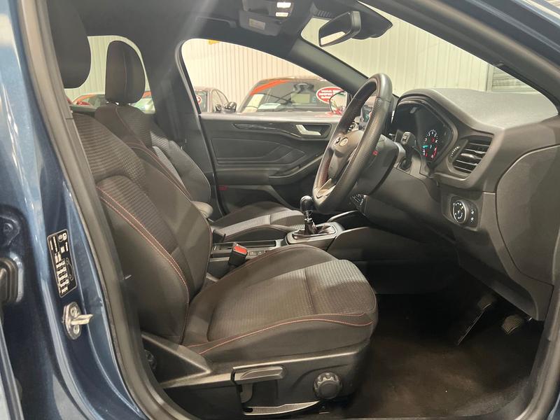 Used Ford Focus 2023 for sale - 76670113: Photo 18