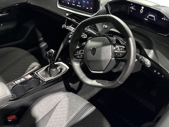 Used Peugeot 208 2024 for sale - 76670124: Photo