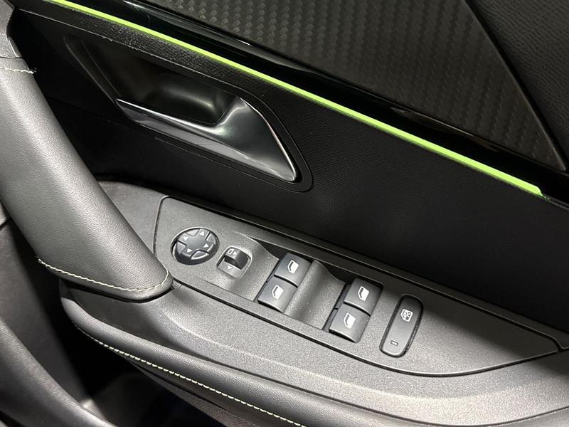 Used Peugeot 2008 2020 for sale - 76444373: Photo 18