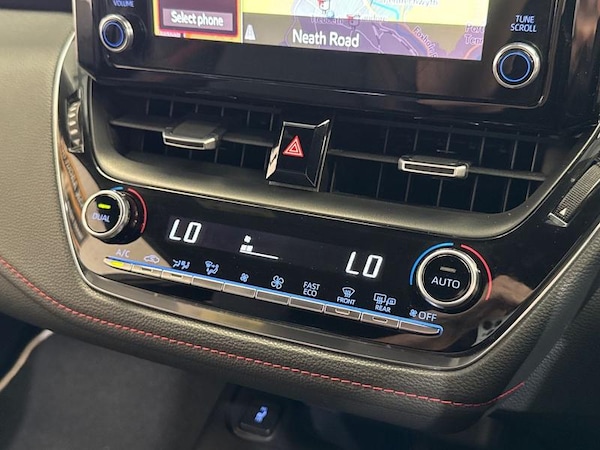 Used Toyota Corolla 2020 for sale - 75399286: Photo 24