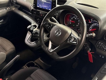 Used Vauxhall Combo Life 2022 for sale - 77301099: Photo