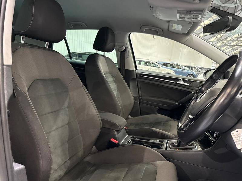 Used Volkswagen Golf 2018 for sale - 77318288: Photo 16