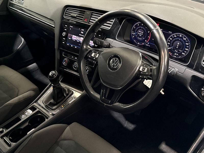 Used Volkswagen Golf 2018 for sale - 77318288: Photo 3