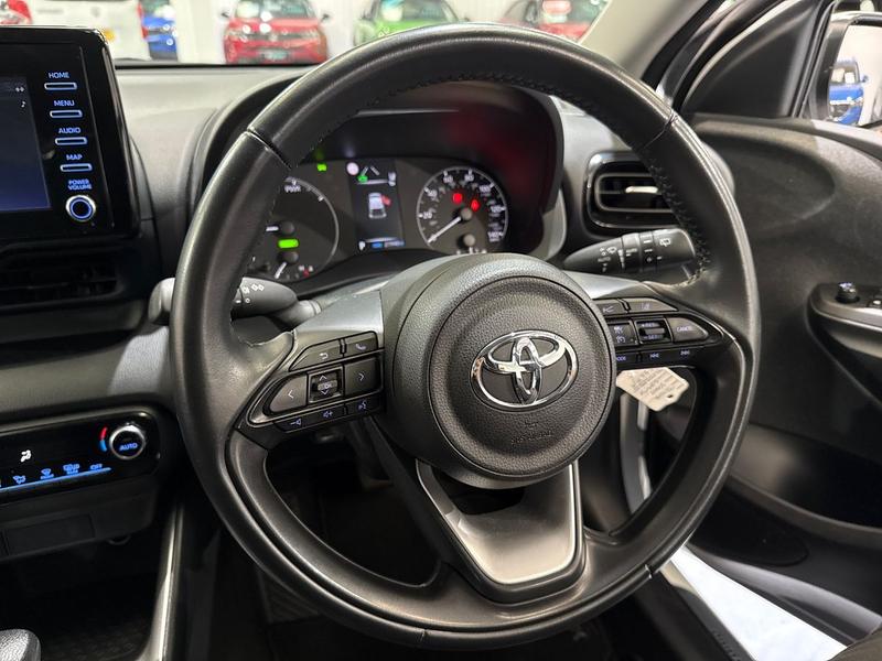 Used Toyota Yaris 2022 for sale - 76117529: Photo 15