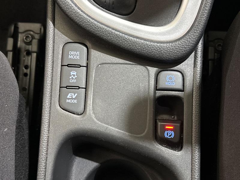 Used Toyota Yaris 2022 for sale - 76117529: Photo 18