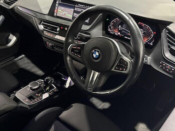 Used BMW 1 Series 2023 for sale - 77248734: Photo