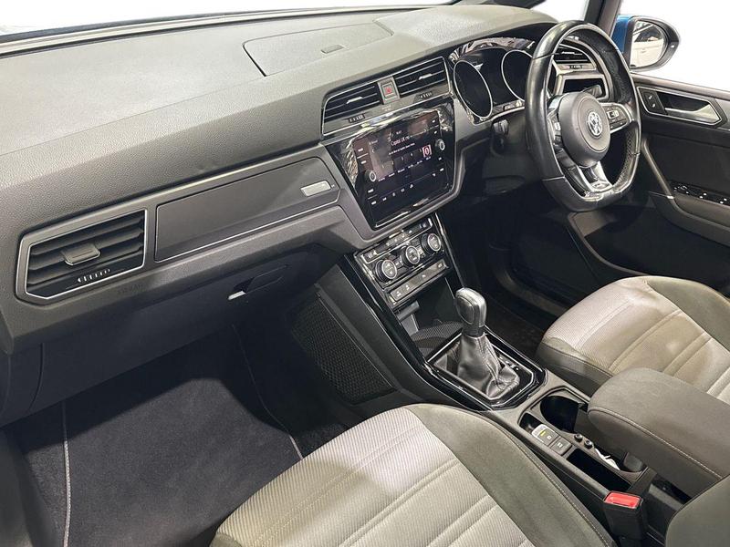 Used Volkswagen Touran 2019 for sale - 77462529: Photo 11