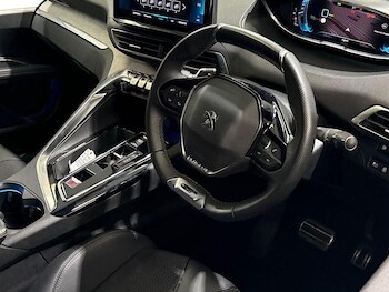 Used Peugeot 3008 2024 for sale - 77301284: Photo