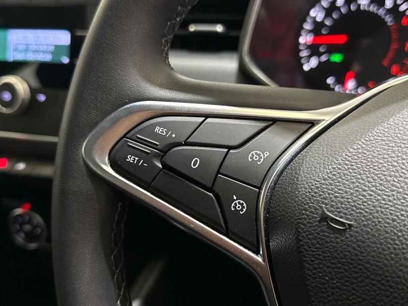 Used Renault Clio 2020 for sale - 76154169: Photo 31