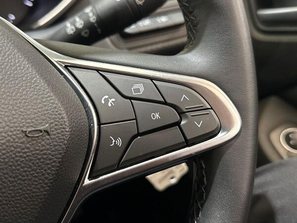 Used Renault Clio 2020 for sale - 76154169: Photo 32