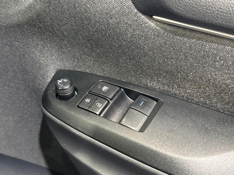 Used Toyota Yaris 2022 for sale - 76117514: Photo 17