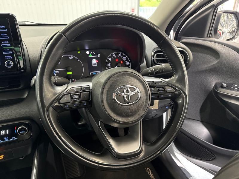 Used Toyota Yaris 2022 for sale - 76117514: Photo 18