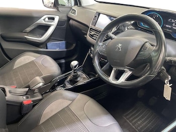 Used Peugeot 2008 2019 for sale - 75446263: Photo