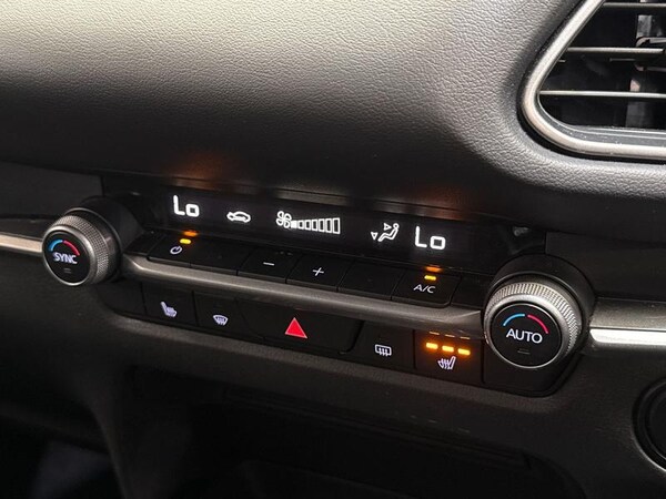 Used Mazda CX-30 2023 for sale - 75361521: Photo 26