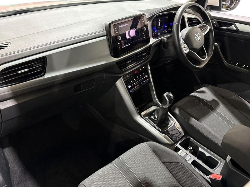 Used Volkswagen T-Roc 2024 for sale - 77011733: Photo 11