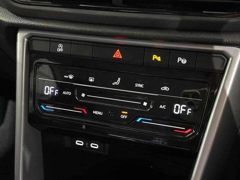 Used Volkswagen T-Roc 2024 for sale - 77011733: Photo 24