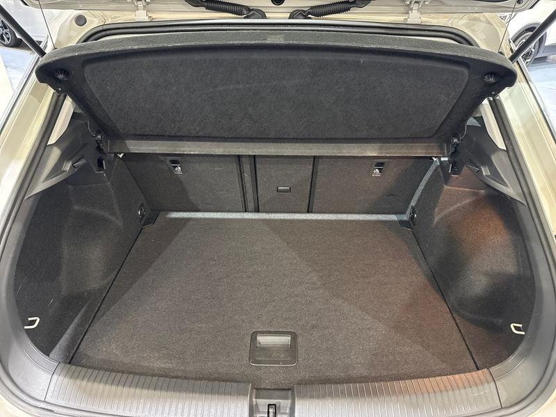 Used Volkswagen T-Roc 2024 for sale - 77011733: Photo 9