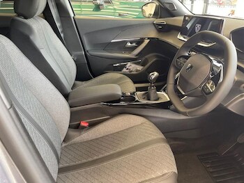 Used Peugeot 2008 2026 for sale - 78542991: Photo