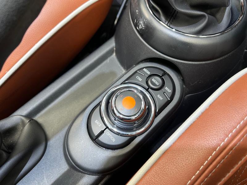 Used MINI Convertible 2018 for sale - 76172658: Photo 21