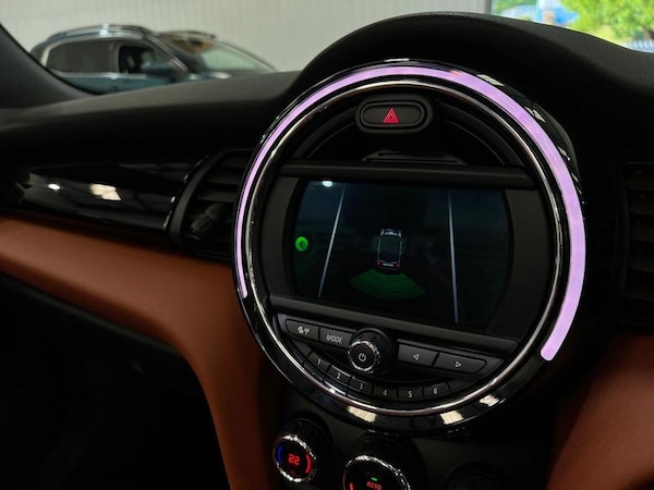 Used MINI Convertible 2018 for sale - 76172658: Photo 31