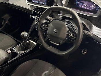 Used Peugeot 208 2023 for sale - 76277326: Photo